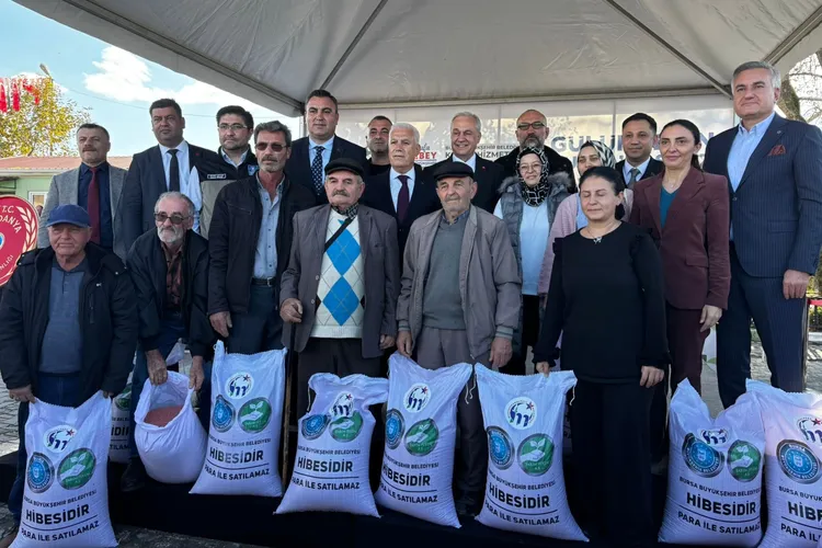 Bursa Büyükşehir’den Mustafakemalpaşa’da çiftçilere tohumluk buğday desteği